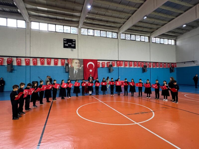 Taraklı’da 23 Nisan Ulusal Egemenlik ve Çocuk Bayramı Kutlandı
