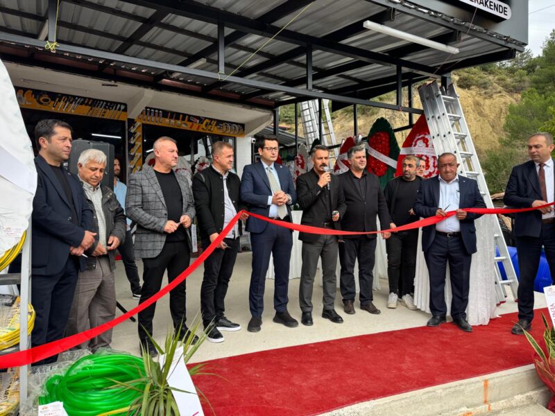 2 K Bülent Elektrik ve Yapı Market Hizmete Açıldı